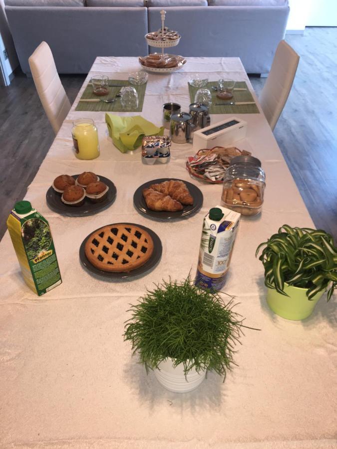 B&B Arcobaleno Longone al Segrino Eksteriør billede