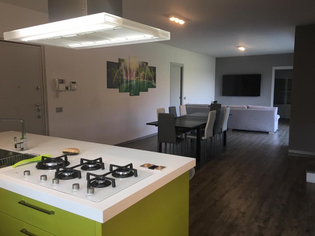 B&B Arcobaleno Longone al Segrino Eksteriør billede