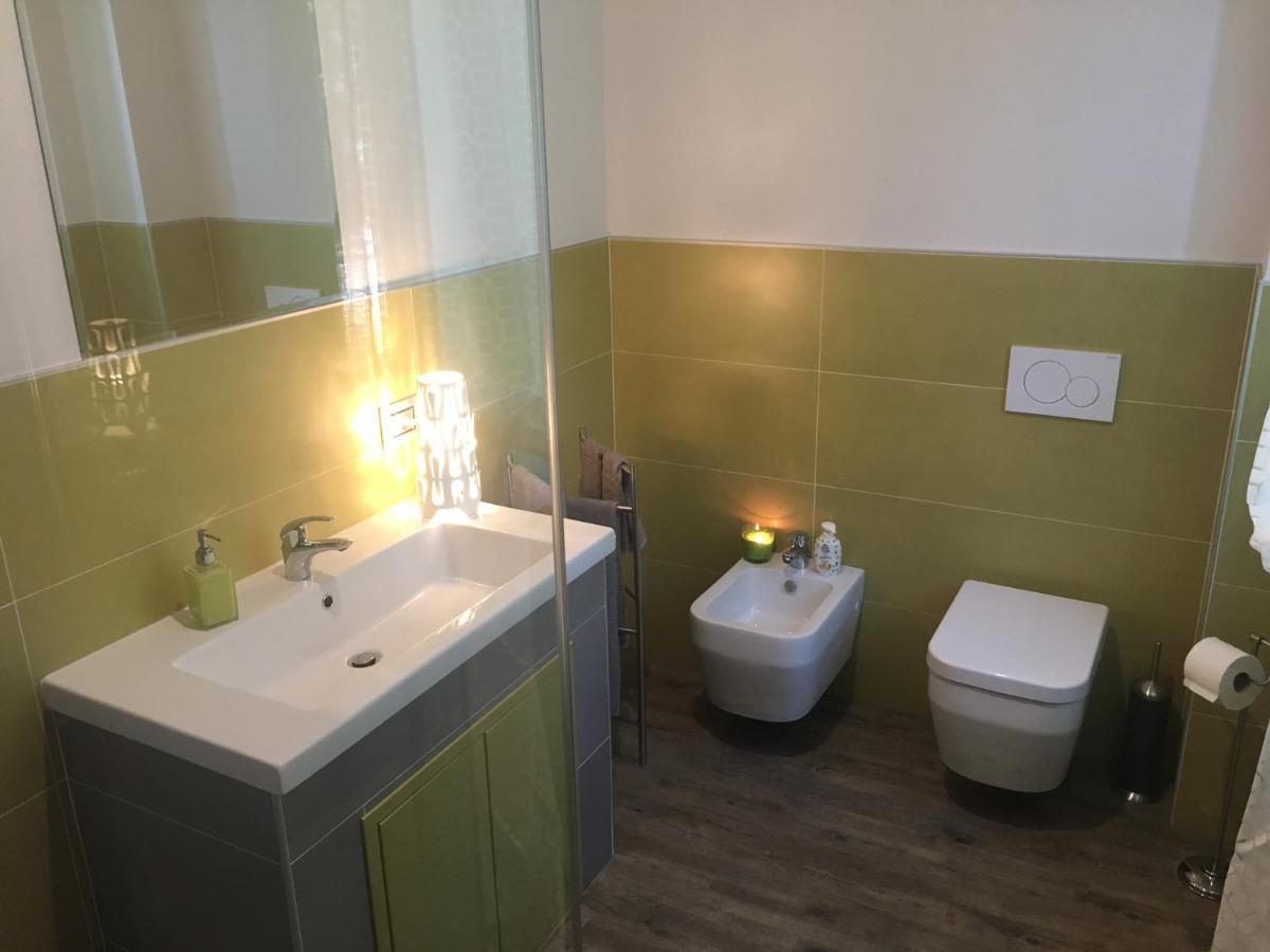 B&B Arcobaleno Longone al Segrino Eksteriør billede